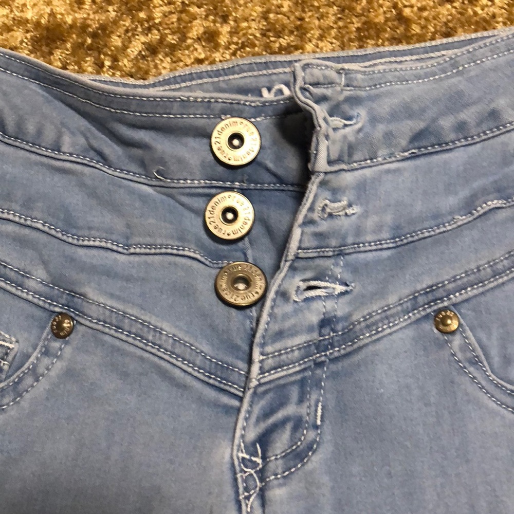 Rue 21 Leigh’s denim jeans - Picture 2 of 3